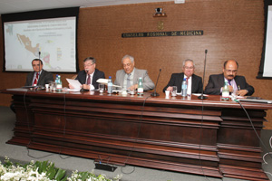 A mesa contou com a colaboração de expositores do Brasil, Costa Rica, Venezuela e Bolívia