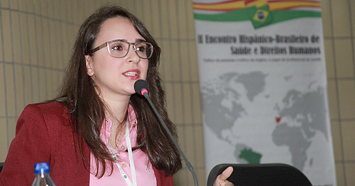 Pesquisadora Daniela Alves defendeu a criação de protocolos internacionais