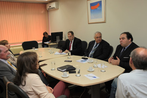 CFM vai participar de ações propostas pelo deputado Thiago Duarte (primeiro à direita)
