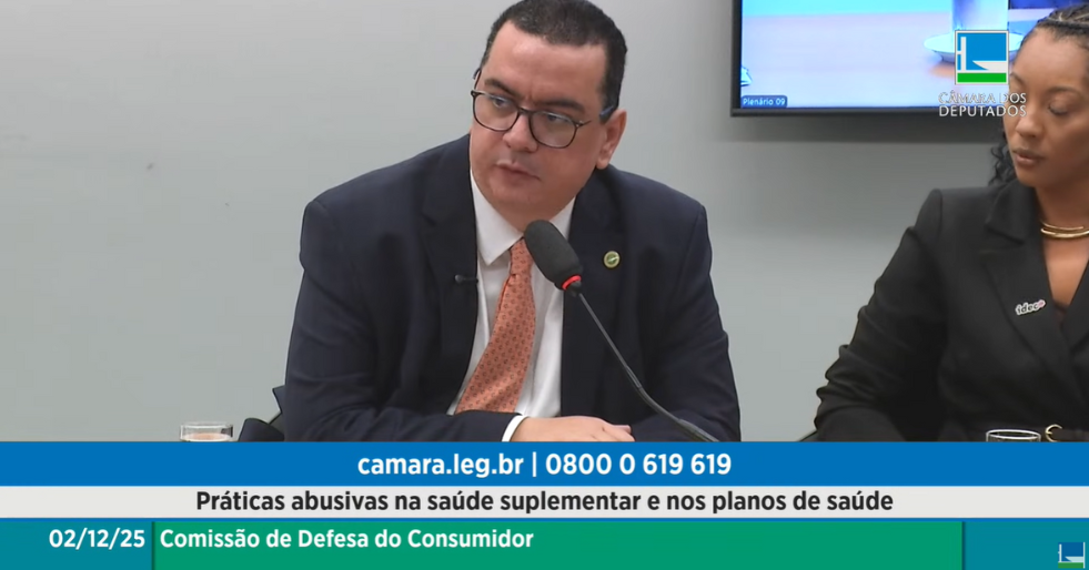 Na Câmara dos Deputados, CFM defende Resolução nº 2.448/25, que veta glosa de procedimentos autorizados