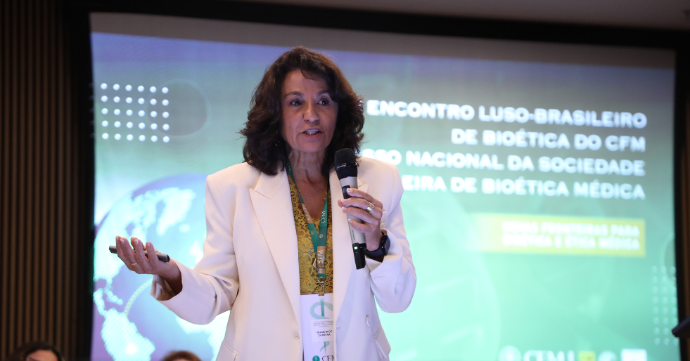 Mesa debate desafios éticos das terapias avançadas, doenças raras e engenharia genética